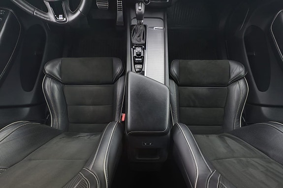 Volvo XC60 9 of 17