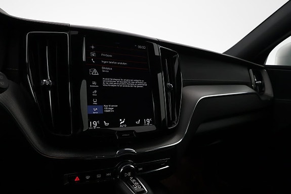 Volvo XC60 14 of 17