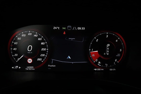 Volvo XC60 11 of 17