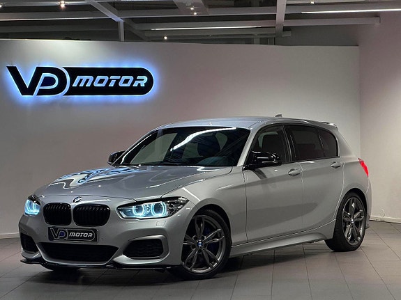 BMW M135i 3 of 5