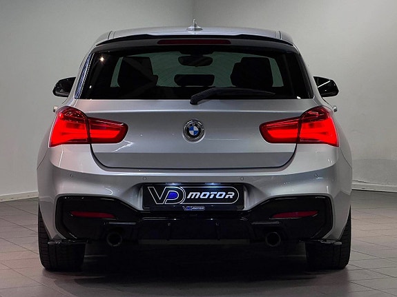 BMW M135i 7 of 19