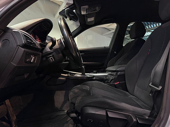 BMW M135i 16 of 19