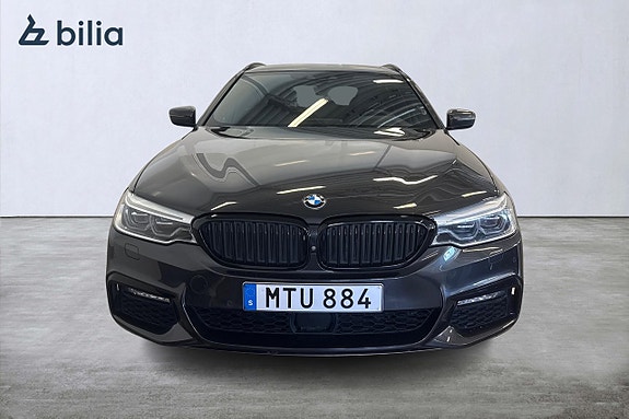 BMW 540i 2 of 5