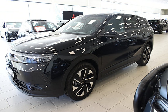 Opel Grandland 2 of 5