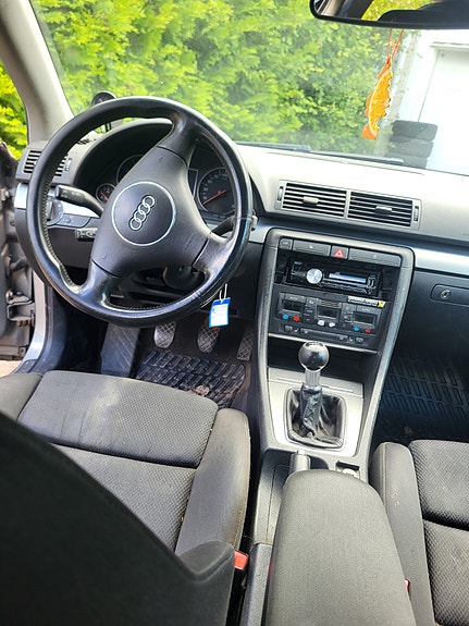 Audi A4 5 of 5