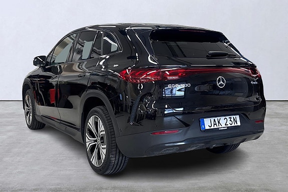 Mercedes-Benz EQE500 SUV 4 of 25