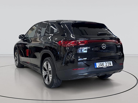 Mercedes-Benz EQE 300 SUV 7 of 30