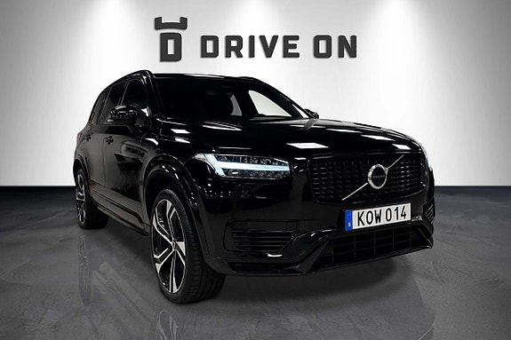 Volvo XC90 2 of 5
