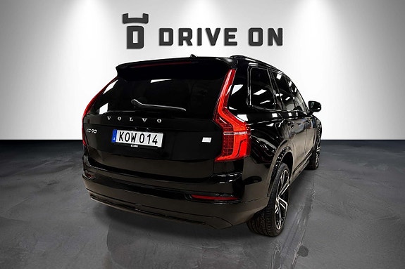Volvo XC90 4 of 5