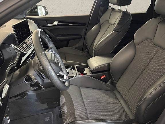 Audi Q5 4 of 5