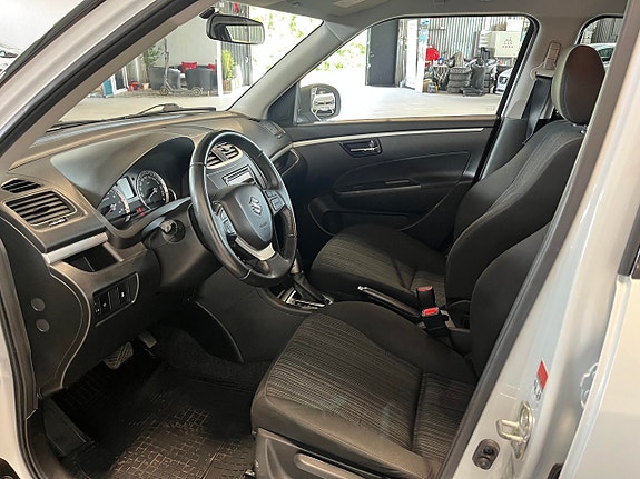Suzuki Swift 13 of 16