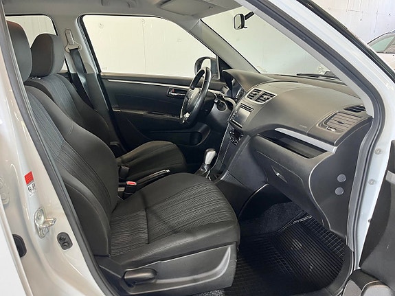 Suzuki Swift 8 of 16
