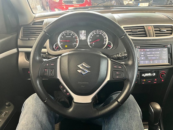 Suzuki Swift 15 of 16