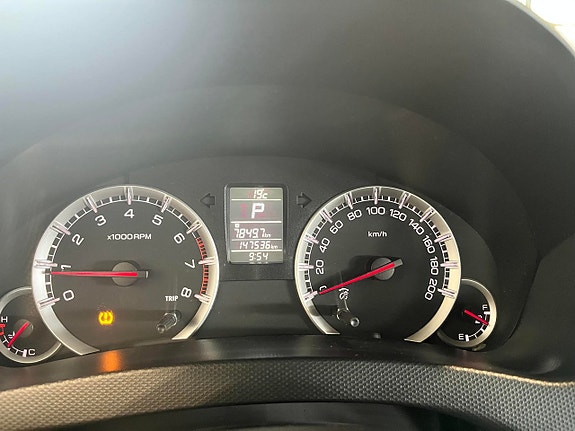 Suzuki Swift 16 of 16