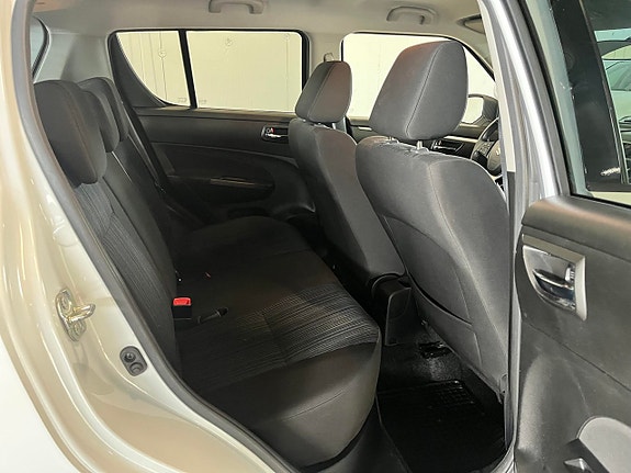 Suzuki Swift 10 of 16