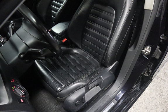 Volkswagen Passat 11 of 22