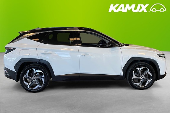 Hyundai Tucson 2 of 5