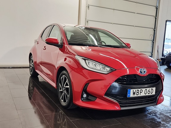 Toyota Yaris 4 of 26