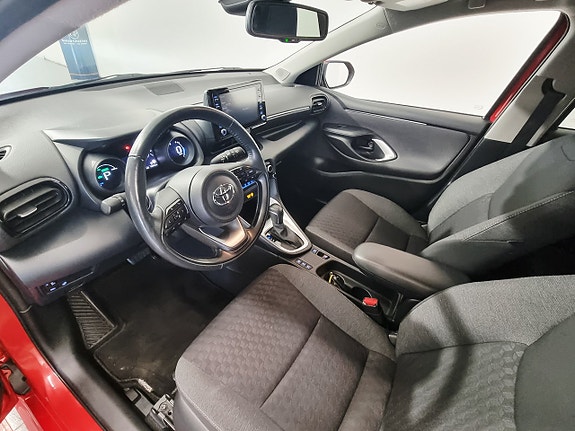 Toyota Yaris 6 of 26