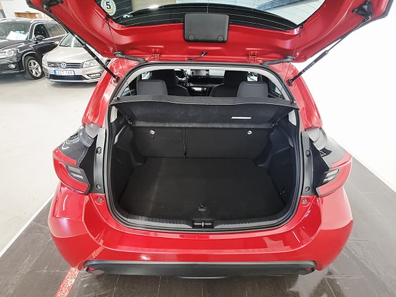 Toyota Yaris 24 of 26