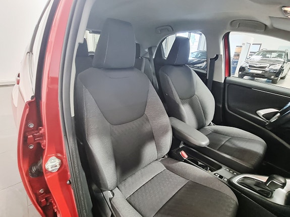 Toyota Yaris 21 of 26