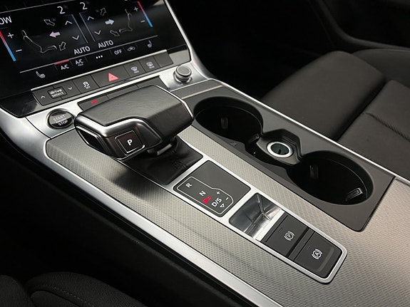 Audi A6 25 of 30