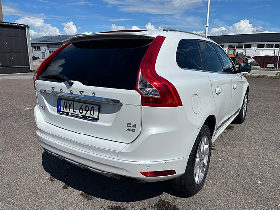 Volvo XC60 5 of 5