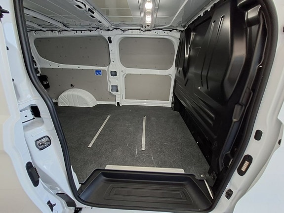 Volkswagen Transporter 7 of 13