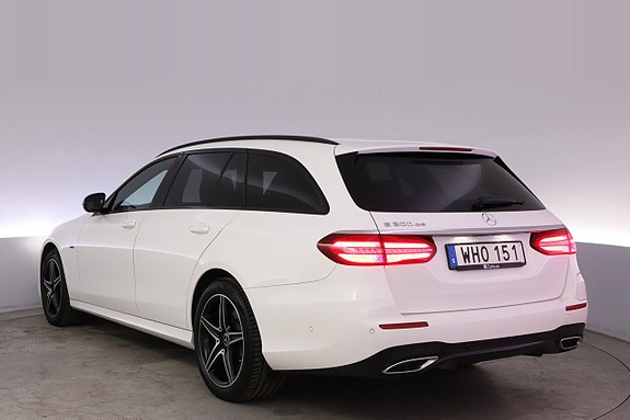 Mercedes-Benz E300 de 4 of 27