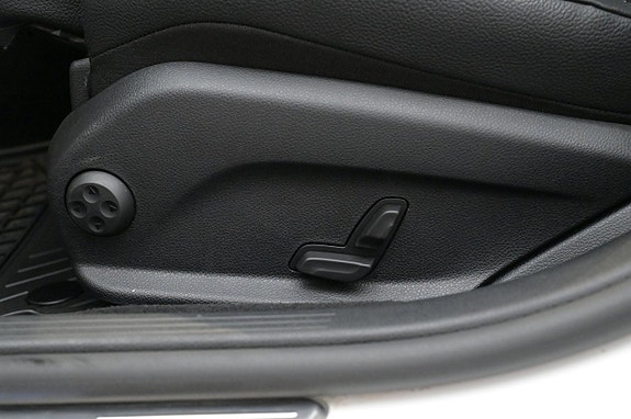 Mercedes-Benz E300 de 15 of 27