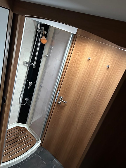 Dethleffs Xli 7850 Globetrotter Premium välutrustad  ,Topp Skick, fullservad, Vinter Paket 29 of 30