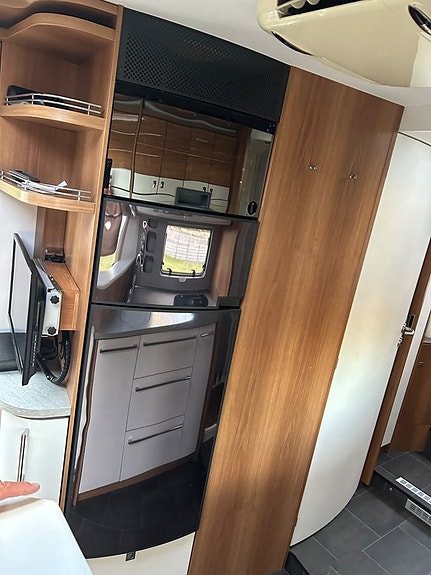 Dethleffs Xli 7850 Globetrotter Premium välutrustad  ,Topp Skick, fullservad, Vinter Paket 20 of 30