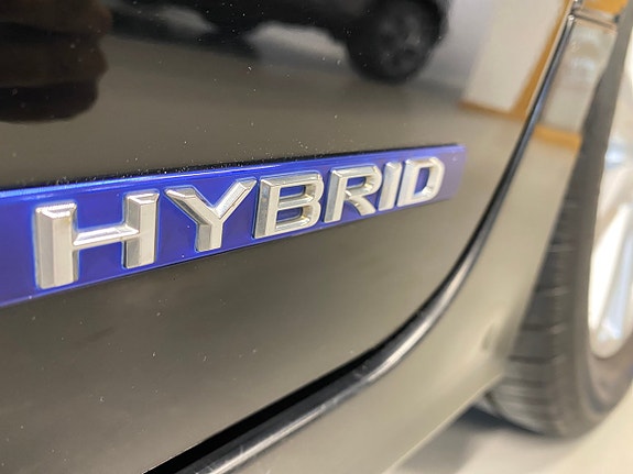 Lexus CT200h 16 of 16