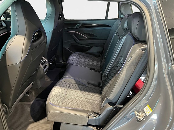 Volkswagen Tayron 12 of 15