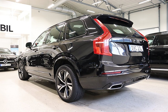 Volvo XC90 4 of 5