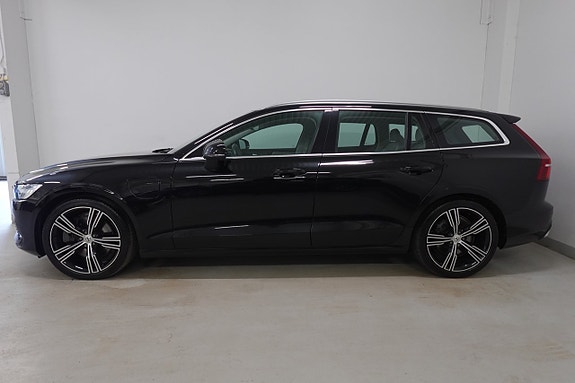 Volvo V60 3 of 5