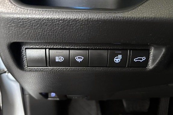 Toyota RAV4 20 of 24