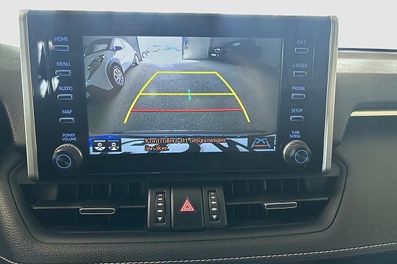 Toyota RAV4 6 of 24