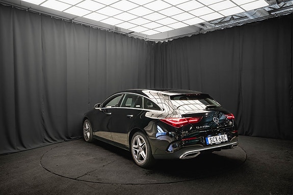 Mercedes-Benz CLA250 e 8 of 21