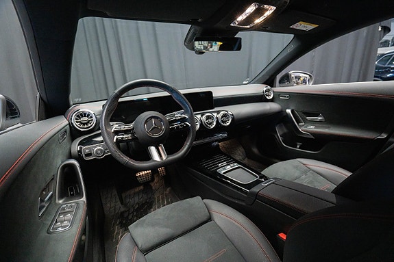 Mercedes-Benz CLA250 e 10 of 21