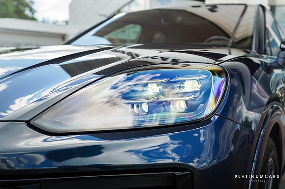 Porsche Cayenne 24 of 26
