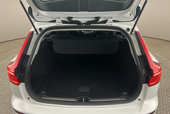 Volvo V60 14 of 26