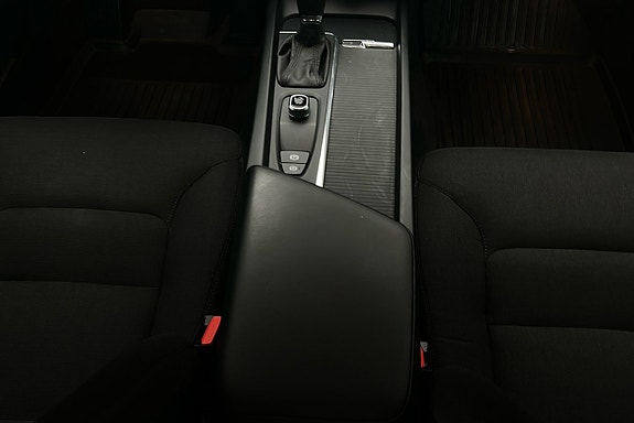 Volvo V60 9 of 26