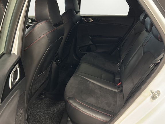 Kia ProCeed 12 of 22