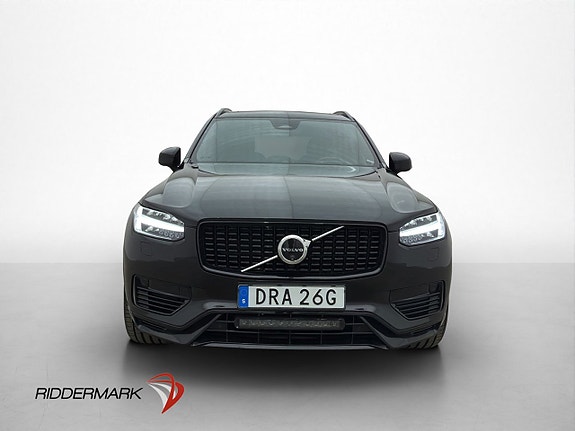 Volvo XC90 2 of 5