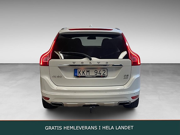 Volvo XC60 3 of 19
