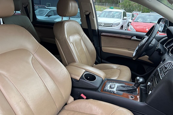 Audi Q7 16 of 27