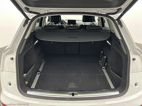 Audi Q5 9 of 14