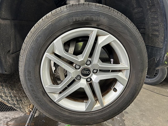 Audi Q5 11 of 14