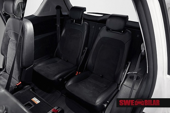 Ford S-MAX 7 of 11